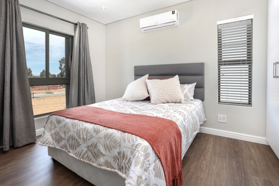  Bedroom Property for Sale in Croydon Gardens Estate Western Cape